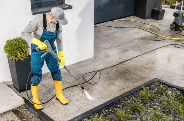 Best Sidewalk Pressure Washing  in Chester Gap, VA